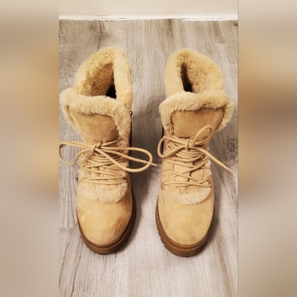 A New Day Betsy Faux fur-Lined Hiking Combat Boots Tan Camel Beige Size 7.5 - Picture 4 of 7